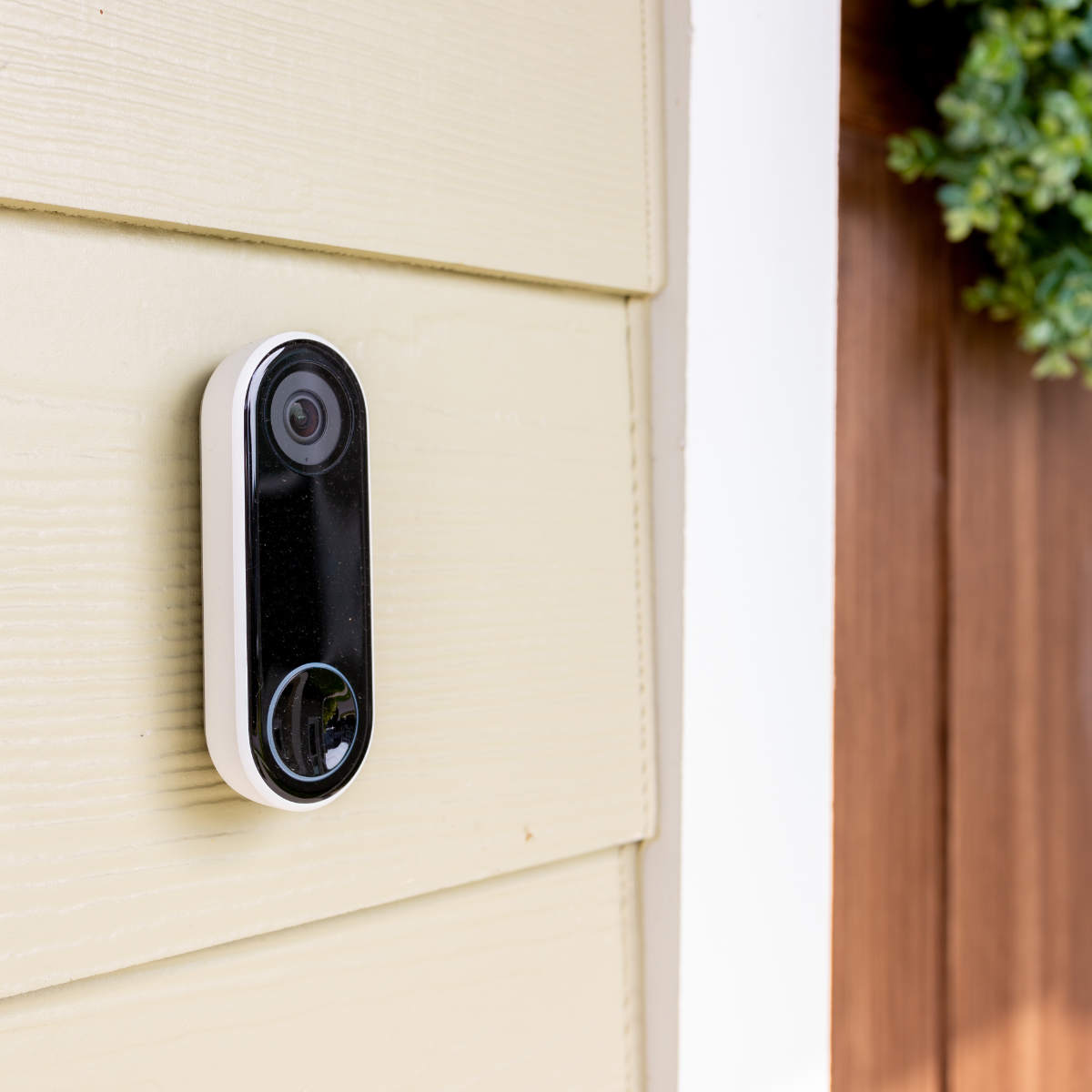 image of video-enabled door bell ringer
